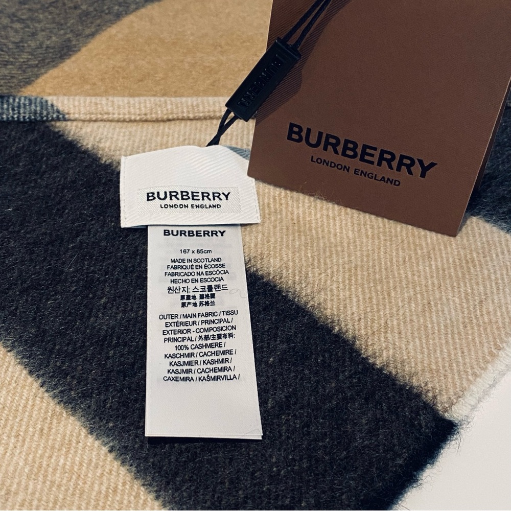 Burberry Half Mega Cashmere Bandana Scarf - Picture 4 of 9